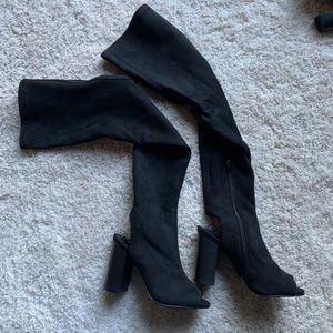 Over the knee boots NEW